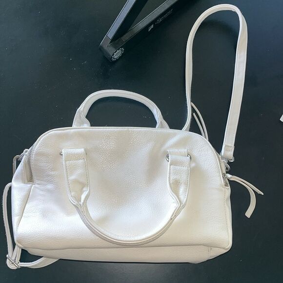 New With Tags Linea Pelle White Payton Satchel Shoulder Bag Sleek Design - Picture 2 of 8